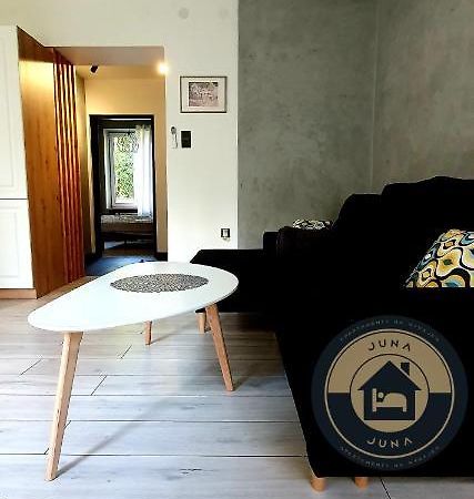Juna2 - Nowoczesny Apartament W Centrum Z Widokiem Na Park Pruszków Exteriör bild