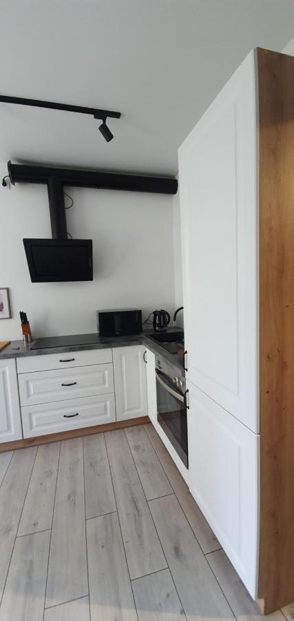 Juna2 - Nowoczesny Apartament W Centrum Z Widokiem Na Park Pruszków Exteriör bild