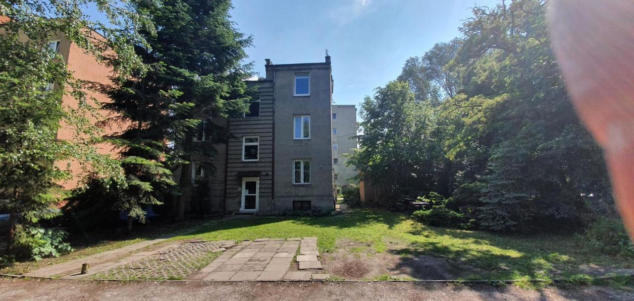 Juna2 - Nowoczesny Apartament W Centrum Z Widokiem Na Park Pruszków Exteriör bild