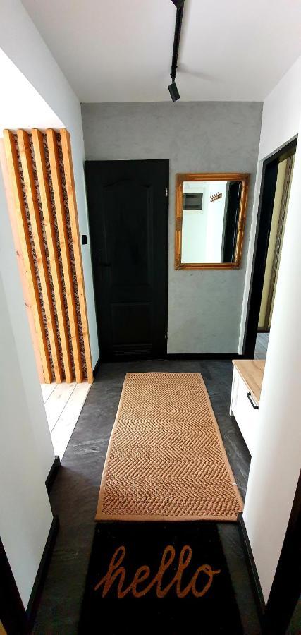 Juna2 - Nowoczesny Apartament W Centrum Z Widokiem Na Park Pruszków Exteriör bild